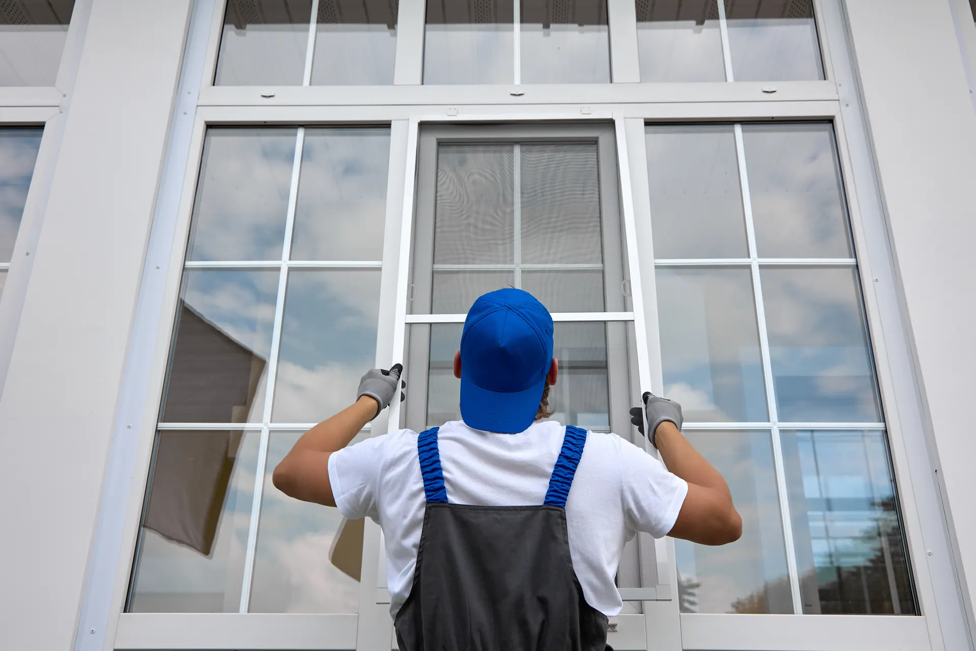 Window replacement on a North Dakota home